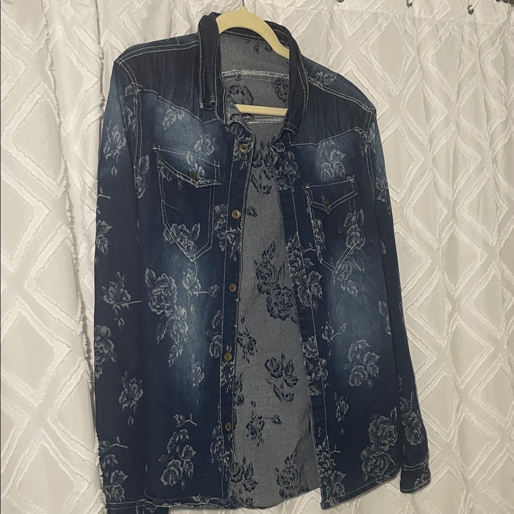 Floral Denim Jacket - Picture 2 of 3